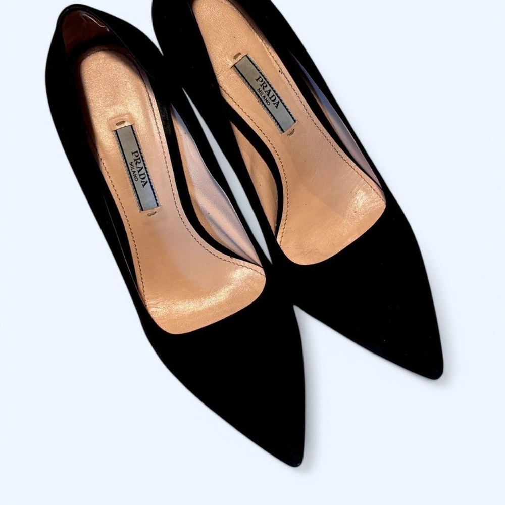 Prada Suede Black Heels Size 37 (6.5)
